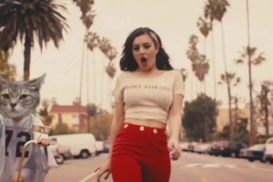 Charli XCX Sexy Braless Jiggly Tits In Music Video