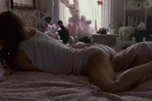Natalie Portman Humping A Pillow – Black Swan